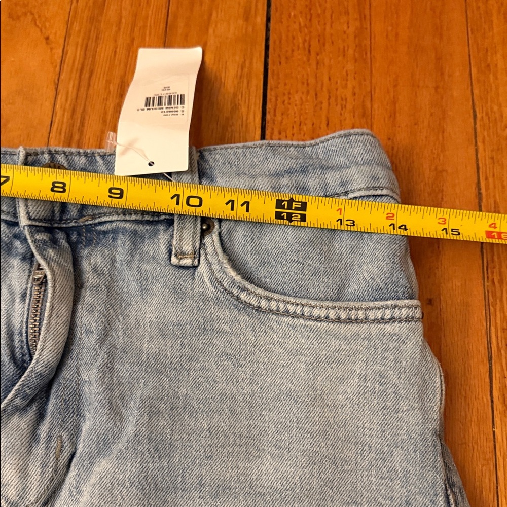 BDG Light Wash Distressed Denim Cutoff Shorts - Picture 4 of 6